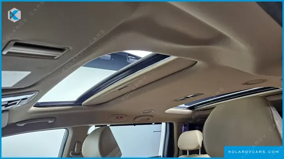 KIA CARNIVAL 9-SEATER PRSTIGE