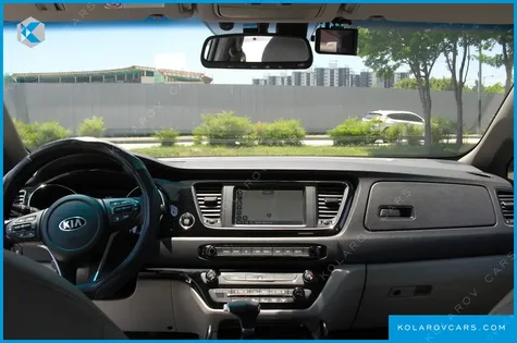 KIA CARNIVAL 11-SEATER PRESTIGE