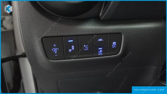 HYUNDAI KONA PREMIUM