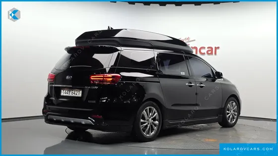 KIA CARNIVAL 9-SEATER HI-LIMOUSINE
