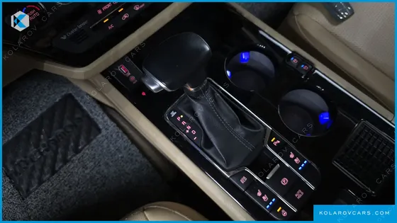 KIA CARNIVAL 9-SEATER HI-LIMOUSINE