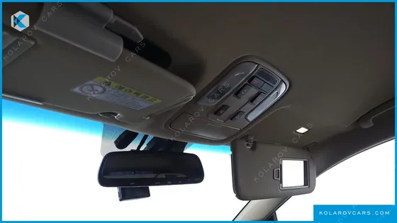KIA CARNIVAL 9-SEATER HI-LIMOUSINE