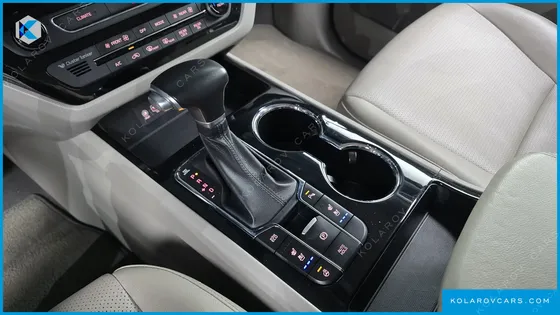 KIA CARNIVAL 11-SEATER PRESTIGE