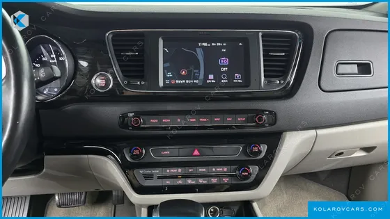 KIA CARNIVAL 11-SEATER PRESTIGE