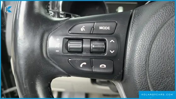 KIA CARNIVAL 11-SEATER PRESTIGE