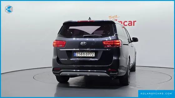 KIA CARNIVAL GASOLINE 9-SEATER NOBLESSE SPECIAL
