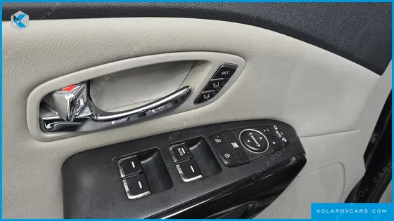 KIA CARNIVAL GASOLINE 9-SEATER NOBLESSE SPECIAL