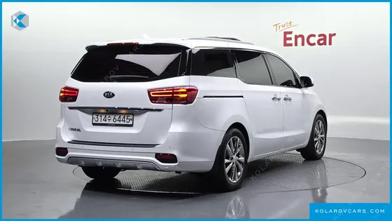 KIA CARNIVAL 9-SEATER PRSTIGE
