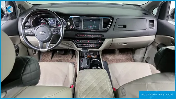 KIA CARNIVAL 9-SEATER PRSTIGE