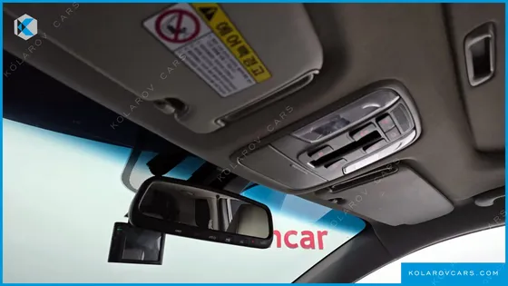 KIA CARNIVAL 9-SEATER PRSTIGE