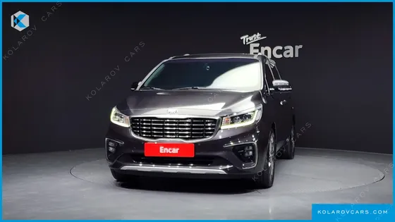 KIA CARNIVAL 9-SEATER NOBLESSE