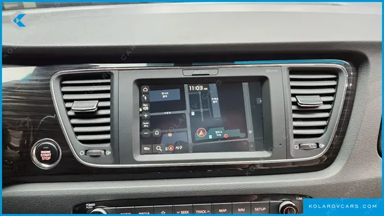 KIA CARNIVAL 9-SEATER NOBLESSE