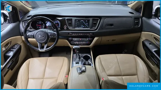 KIA CARNIVAL 9-SEATER NOBLESSE SPECIAL