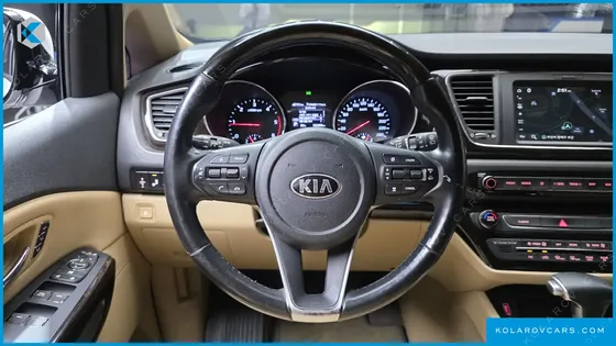 KIA CARNIVAL 9-SEATER NOBLESSE SPECIAL