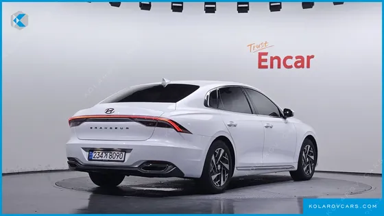 HYUNDAI GRANDEUR PREMIUM CHOICE