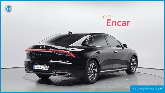 HYUNDAI GRANDEUR LE BLANC