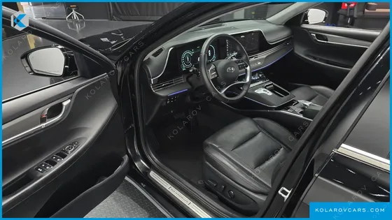 HYUNDAI GRANDEUR LE BLANC