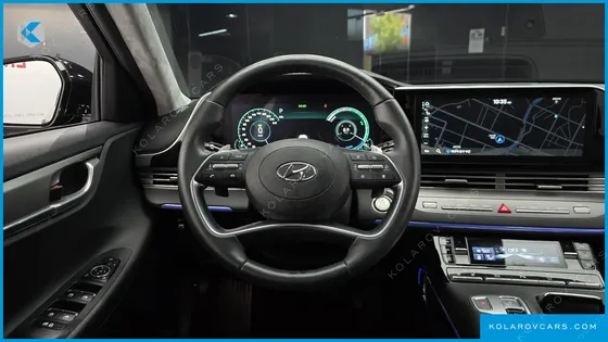 HYUNDAI GRANDEUR LE BLANC