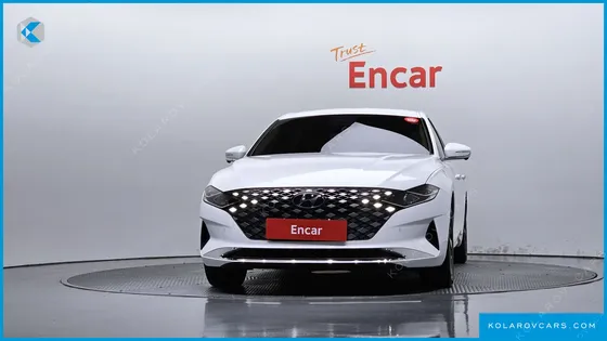 HYUNDAI GRANDEUR LE BLANC