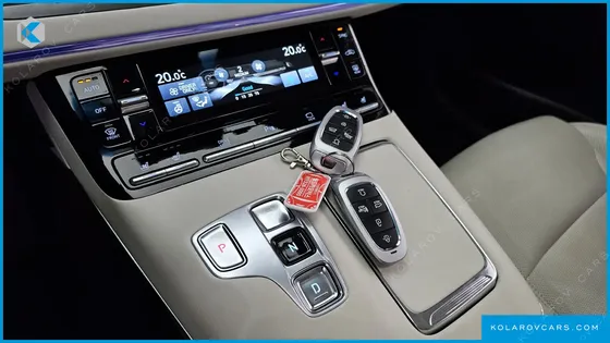 HYUNDAI GRANDEUR LE BLANC
