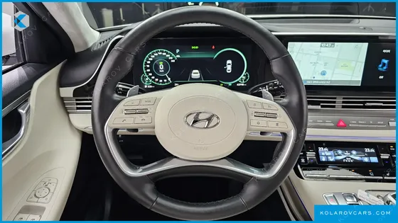HYUNDAI GRANDEUR LE BLANC