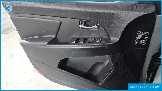 KIA SPORTAGE DIESEL 2WD TLX