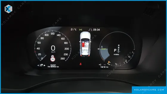 VOLVO XC60 T8 R-DESIGN
