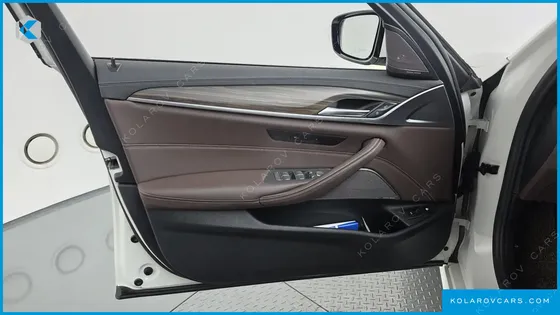 BMW 5 SERIES 530E M SPORT