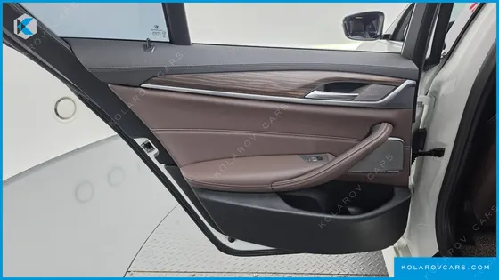 BMW 5 SERIES 530E M SPORT