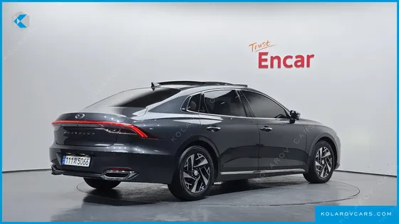 HYUNDAI GRANDEUR LE BLANC
