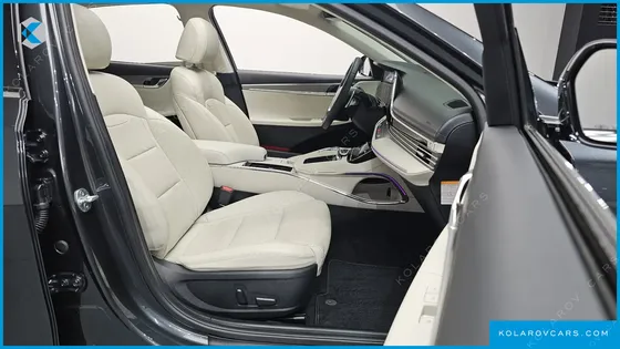 HYUNDAI GRANDEUR LE BLANC
