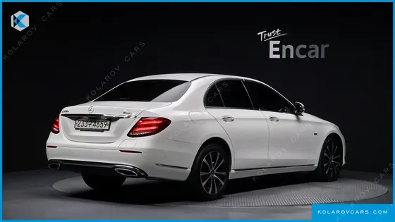 MERCEDES E-CLASS E300E 4MATIC EXCLUSIVE