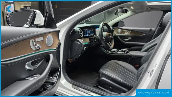 MERCEDES E-CLASS E300E 4MATIC EXCLUSIVE