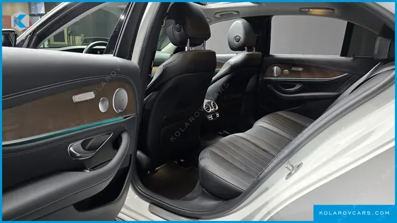 MERCEDES E-CLASS E300E 4MATIC EXCLUSIVE