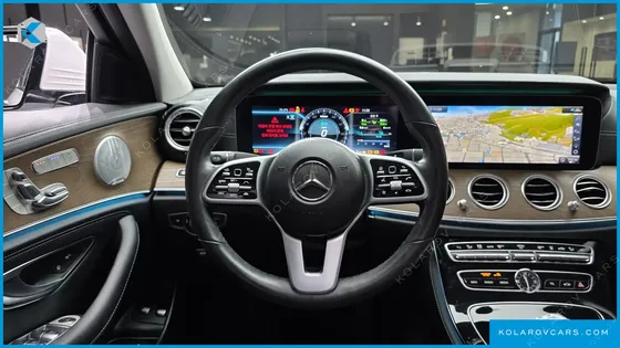 MERCEDES E-CLASS E300E 4MATIC EXCLUSIVE