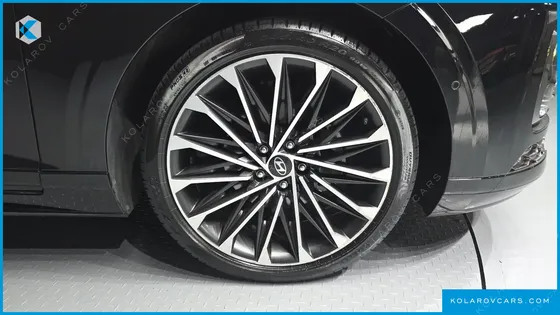 HYUNDAI GRANDEUR CALLIGRAPHY