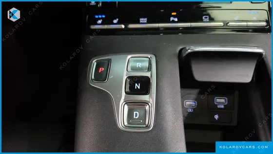 HYUNDAI GRANDEUR LE BLANC