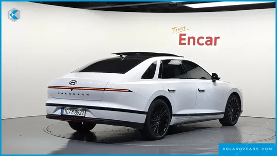 HYUNDAI GRANDEUR CALLIGRAPHY