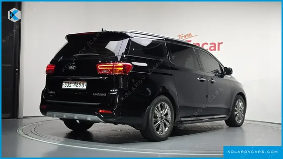 KIA CARNIVAL 7-SEATER LIMOUSINE