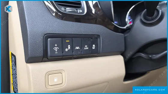 KIA CARNIVAL 7-SEATER LIMOUSINE