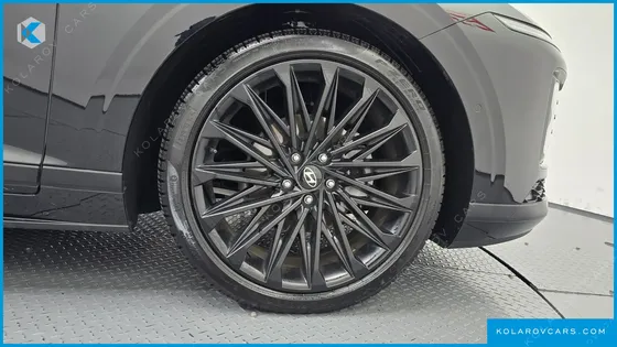 HYUNDAI GRANDEUR CALLIGRAPHY