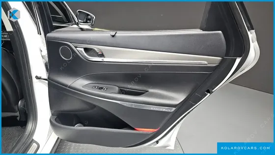 HYUNDAI GRANDEUR EXCLUSIVE