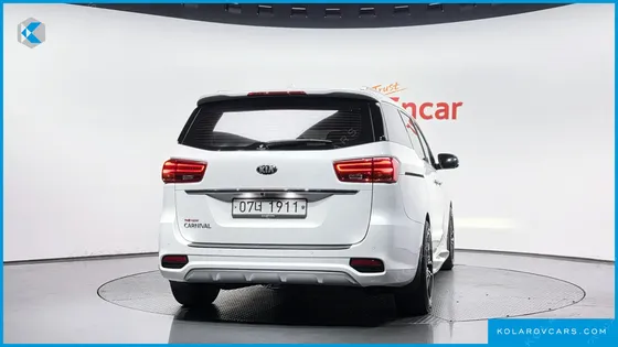 KIA CARNIVAL 9-SEATER NOBLESSE SPECIAL