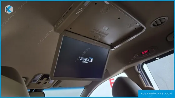 KIA CARNIVAL 9-SEATER NOBLESSE SPECIAL