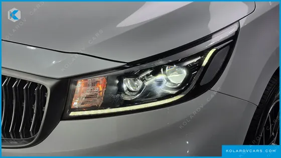 KIA CARNIVAL 9-SEATER NOBLESSE SPECIAL