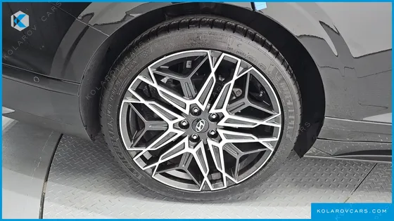 HYUNDAI GRANDEUR EXCLUSIVE