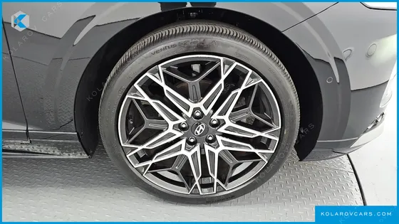 HYUNDAI GRANDEUR EXCLUSIVE