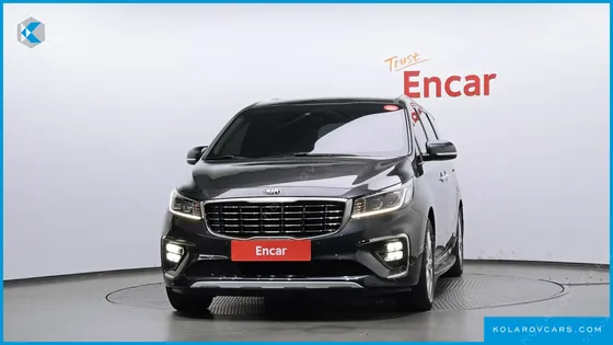 KIA CARNIVAL 9-SEATER PRSTIGE