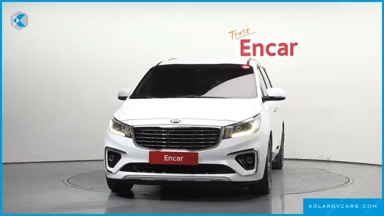 KIA CARNIVAL 9-SEATER LUXURY