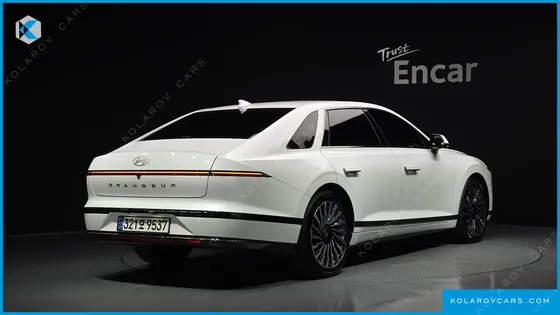 HYUNDAI GRANDEUR CALLIGRAPHY